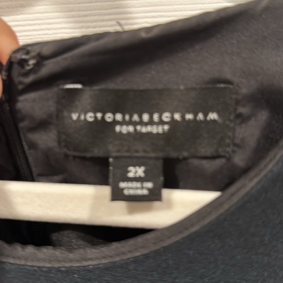 Lily dress.  Sleeveless shirt with flounce bottom - Picture 3 of 3